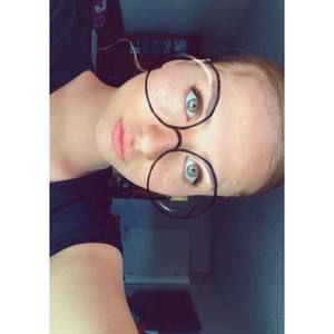 Meet your Posher, Yenny